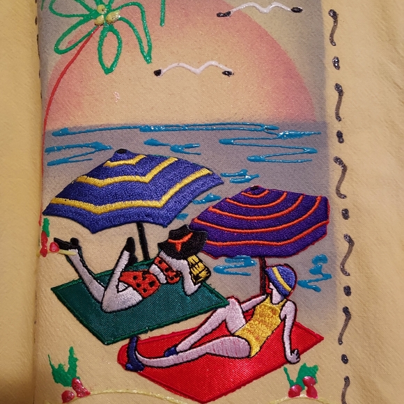 Get Lucky USA Womens M Butter Yellow Short Sleeve Button Embroidery Bling Paint - Picture 7 of 12